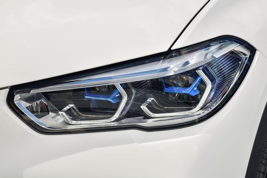 Детали экстерьера BMW X5 xDrive40i (G05) 2018 года  (WW) (фото 15 из 48)